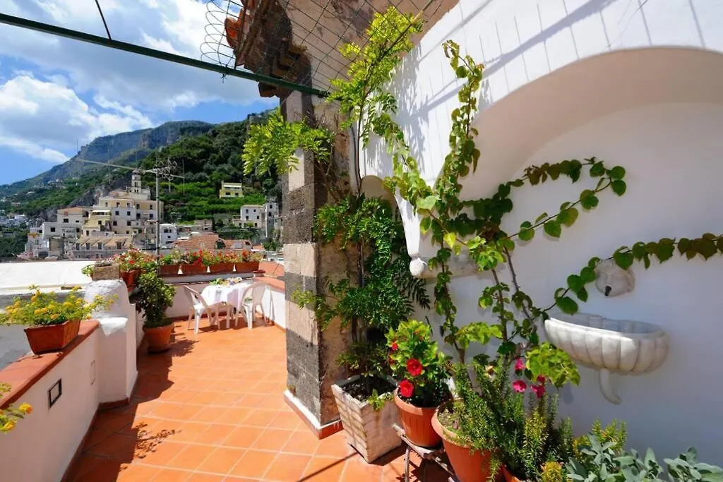 בית נופש Mamma Rosanna 2 - Studio Flat In Amalfi With Terrace